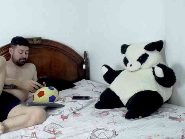 ambarjacksonn Live Webcam on BongaCams