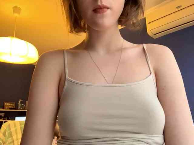 ElisabethReichli... Live Webcam on {site_name}