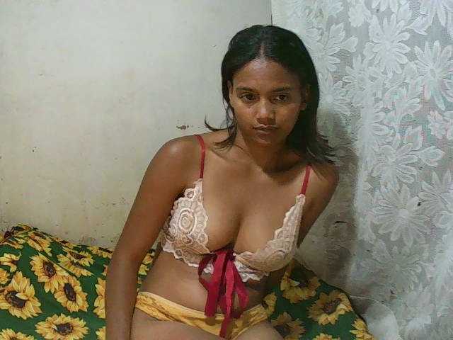 Amelliiah webcam bongacams model stream image