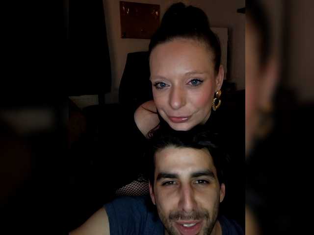 KinkyCoupleX1 webcam