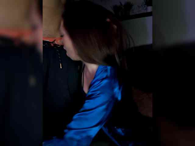 KinkyCoupleX1 webcam