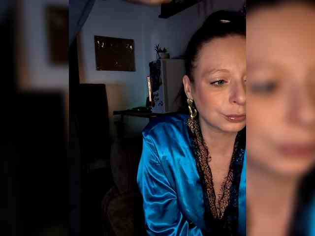 KinkyCoupleX1 webcam