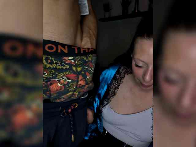 KinkyCoupleX1 webcam