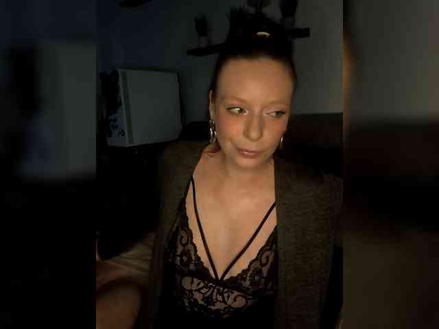 KinkyCoupleX1 webcam