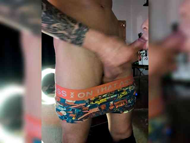 KinkyCoupleX1 webcam