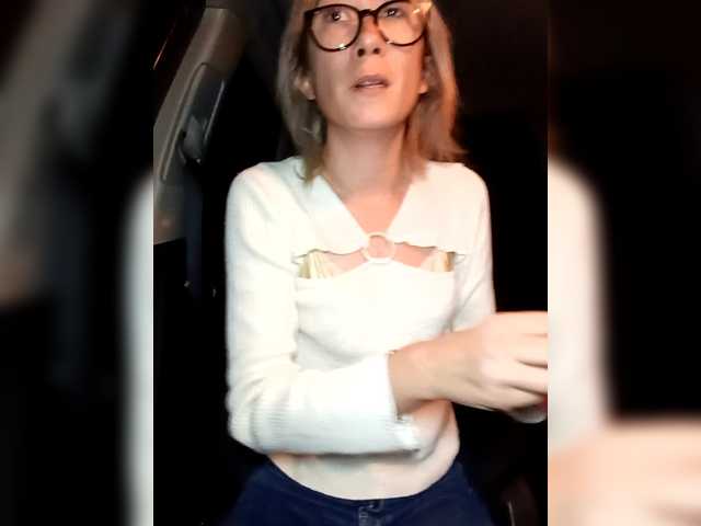 Timide-girl7's BongaCams show and profile