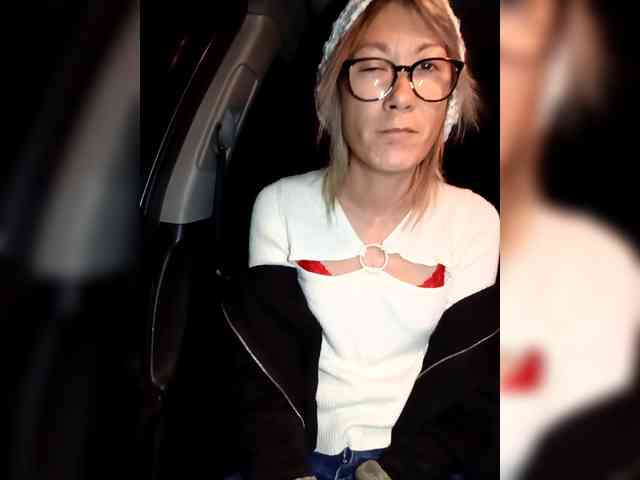 Timide-girl7 Live Webcam on BongaCams