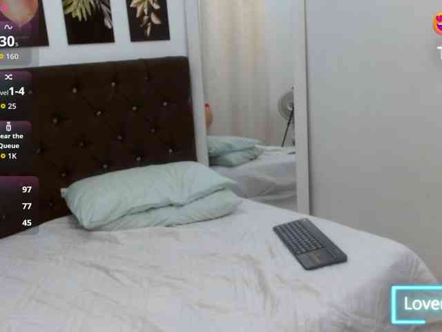 AliciaRockwell webcam