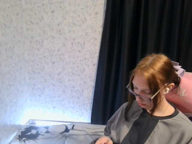 SweetLulyX's BongaCams show and profile