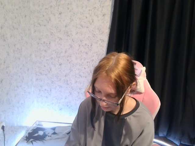 SweetLulyX's BongaCams show and profile