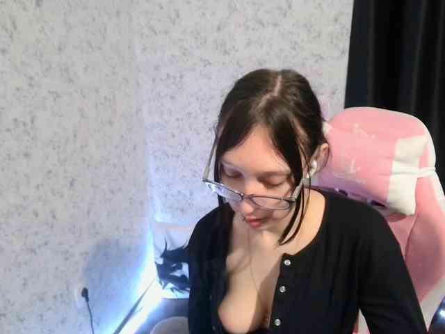 SweetLulyX webcam