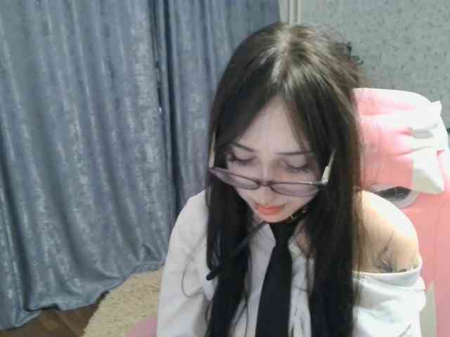 SweetLulyX webcam