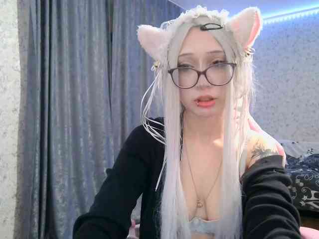 SweetLulyX webcam