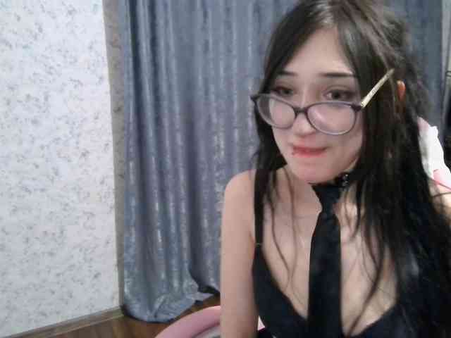 SweetLulyX webcam