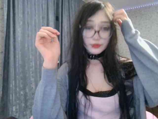 SweetLulyX webcam