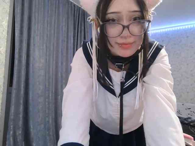 SweetLulyX webcam
