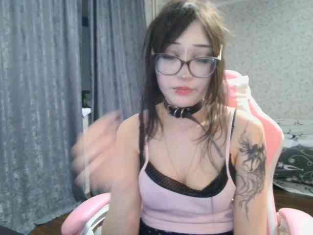 SweetLulyX webcam