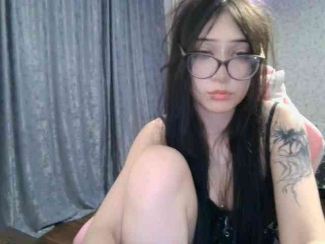 SweetLulyX webcam