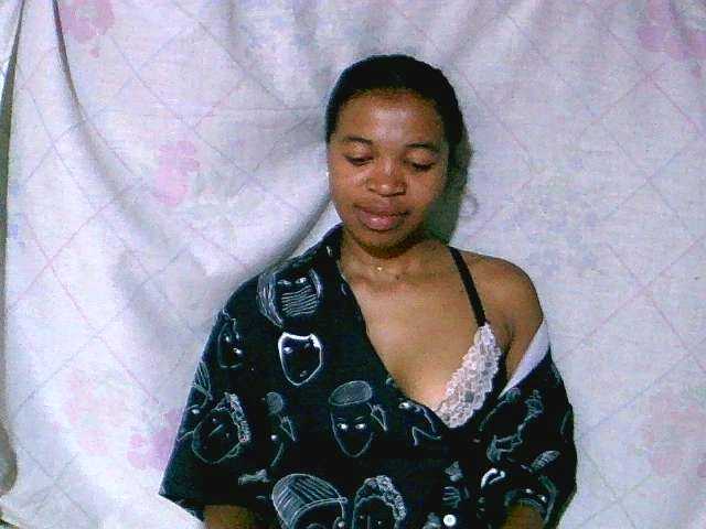 Watch BongaCams's Royal-diva Royal-diva from BongaCams