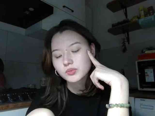 GlennisSarvis Live Webcam on BongaCams