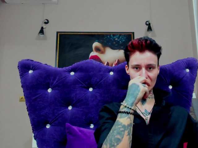 KennysXX's BongaCams show and profile