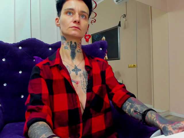 KennysXX's BongaCams show and profile