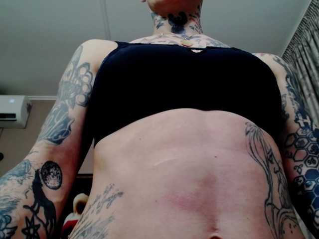 KennysXX's BongaCams show and profile