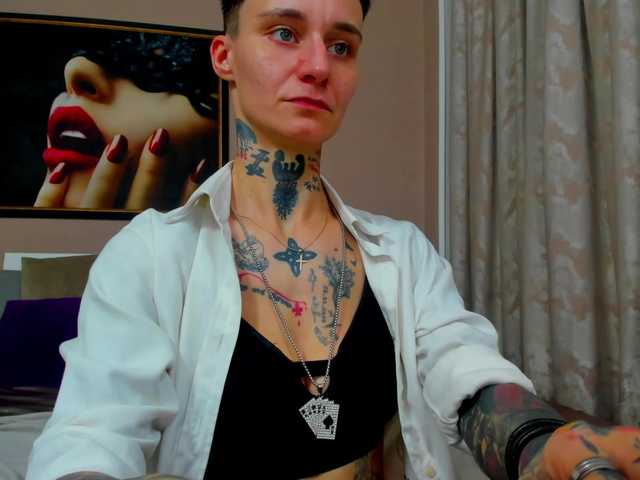 KennysXX's BongaCams show and profile