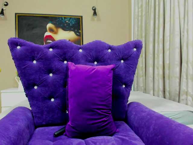 KennysXX's BongaCams show and profile