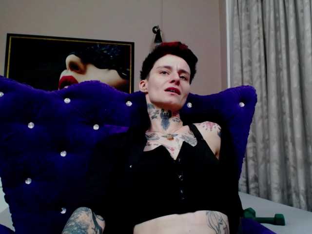 KennysXX's BongaCams show and profile