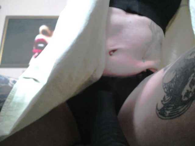 KennysXX's BongaCams show and profile