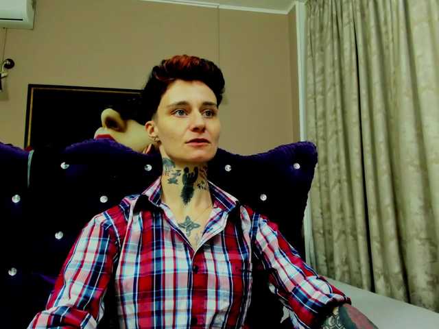 KennysXX's BongaCams show and profile