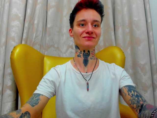 KennysXX's BongaCams show and profile