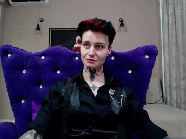 KennysXX's BongaCams show and profile