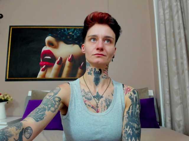 KennysXX's BongaCams show and profile