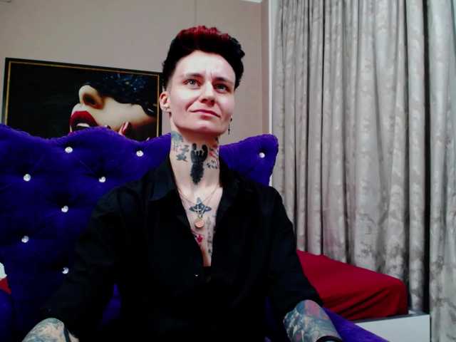 KennysXX's BongaCams show and profile