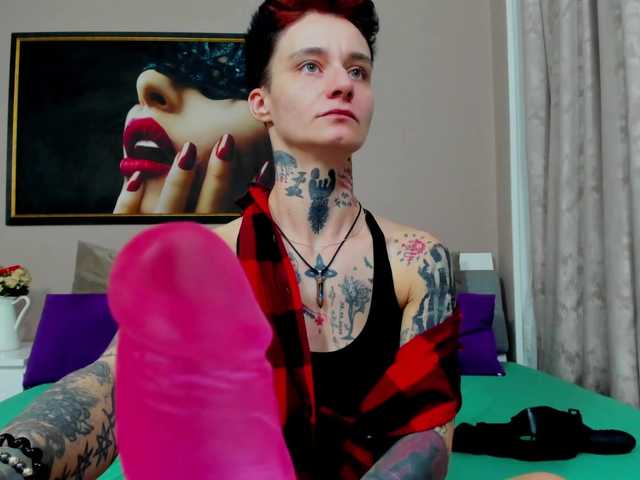 KennysXX's BongaCams show and profile