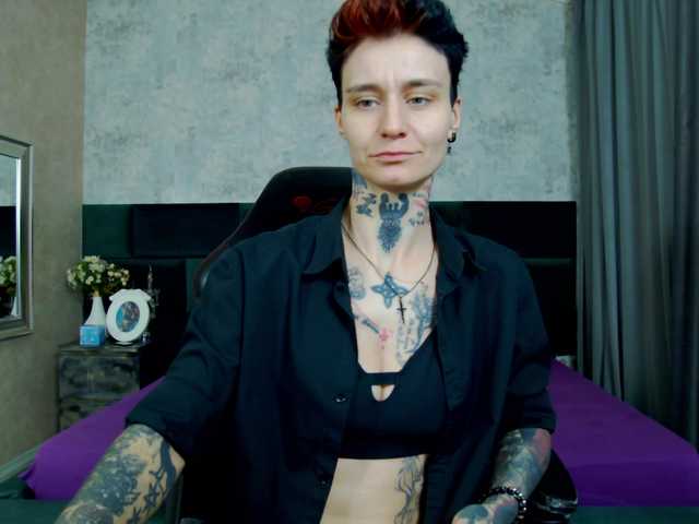 KennysXX's BongaCams show and profile