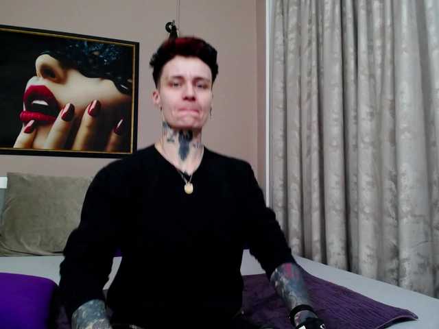 KennysXX's BongaCams show and profile