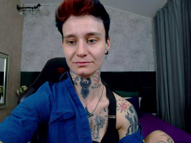 KennysXX's BongaCams show and profile