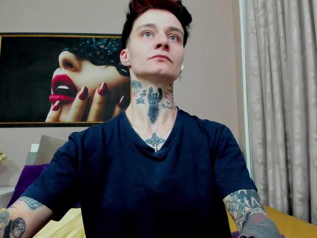 KennysXX's BongaCams show and profile