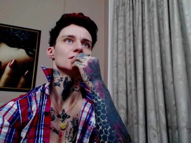 KennysXX's BongaCams show and profile