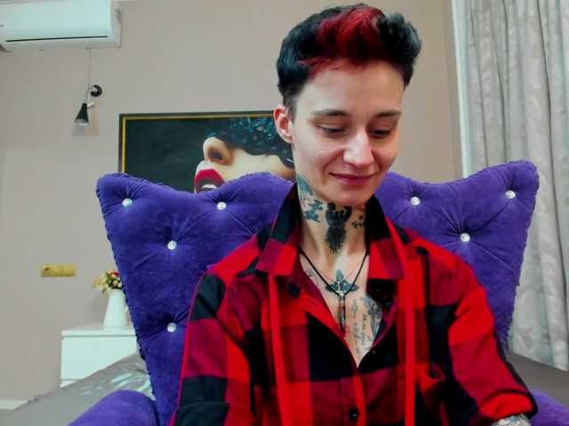 KennysXX's BongaCams show and profile