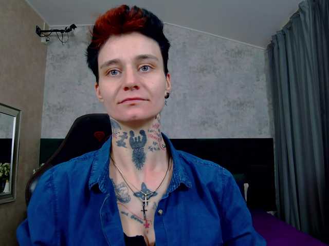 KennysXX's BongaCams show and profile