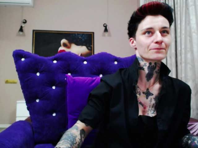 KennysXX's BongaCams show and profile