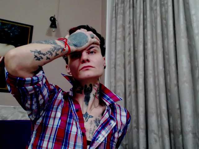 KennysXX's BongaCams show and profile