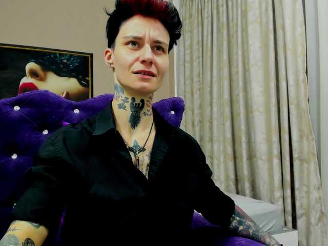 KennysXX's BongaCams show and profile