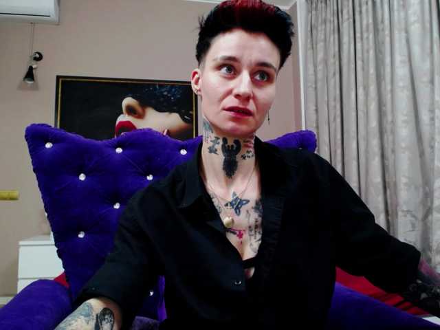 KennysXX's BongaCams show and profile