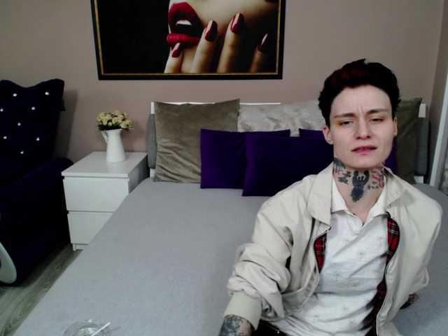 KennysXX's BongaCams show and profile