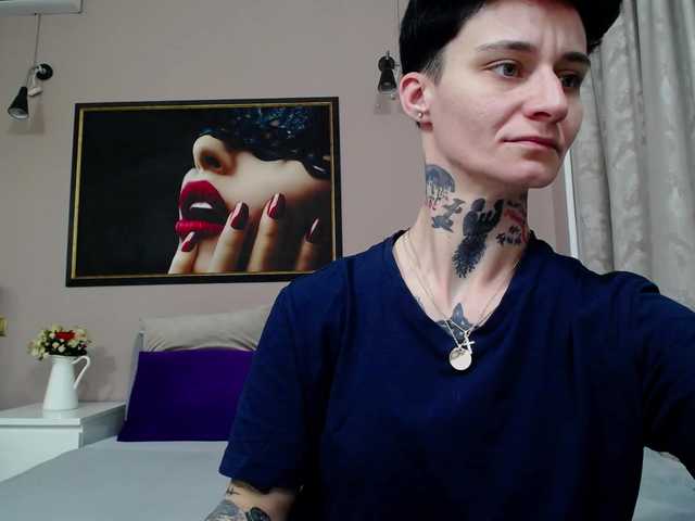KennysXX's BongaCams show and profile